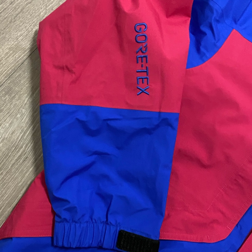 Nike ACG Hooded Gore Tex Jacket Premium BQ3445 666 - Picture 2 of 3